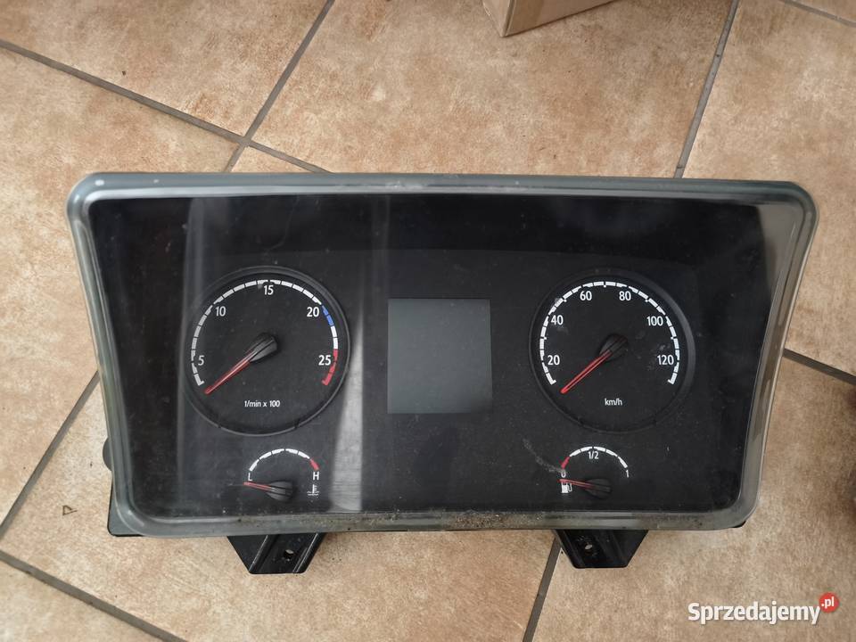 Scania P 1887242 1887231 Licznik zegary ICL2 24V Nowiny
