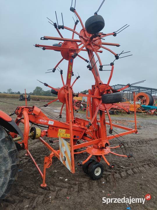 Przetrząsarka Kuhn GF 7501 i GF 3701 Kuhn Zgrabiarki i przetrząsacze Uniejów