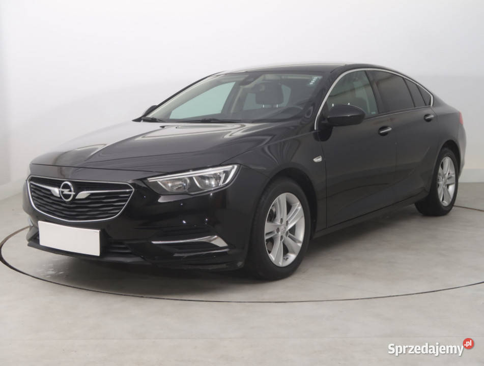 Opel Insignia 15 Turbo manualna Bielany Wrocławskie