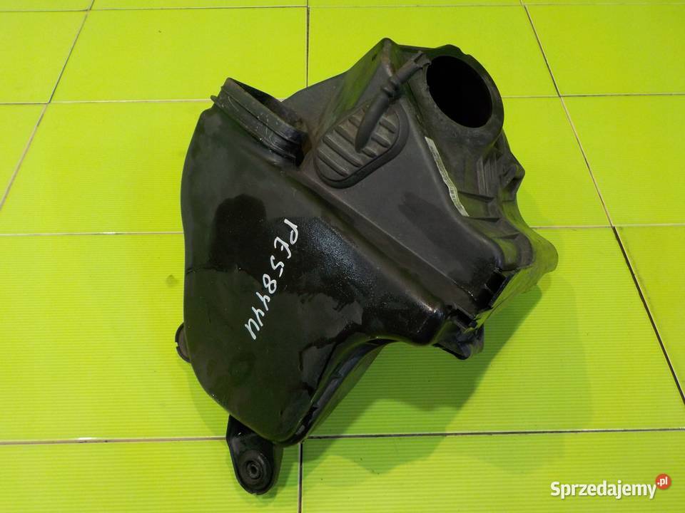 BMW 1 E87 16 B 08r obudowa filtra powietrza osobowe Obudowy filtrów Suków