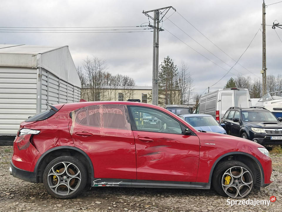 Alfa Romeo Stelvio kamera cofania Karczew
