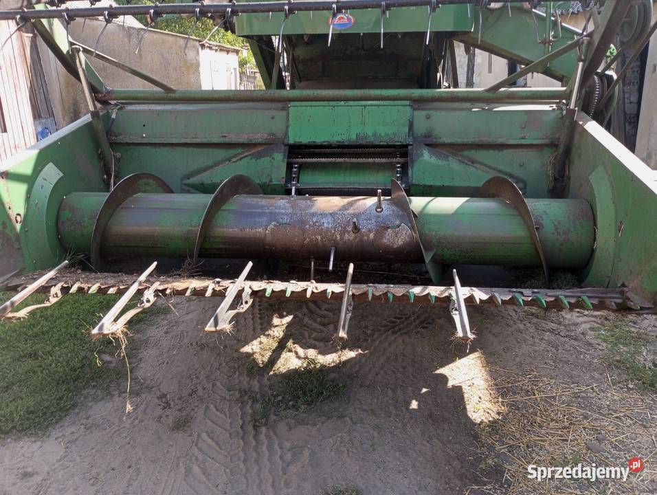 John Deere 330 Słupca