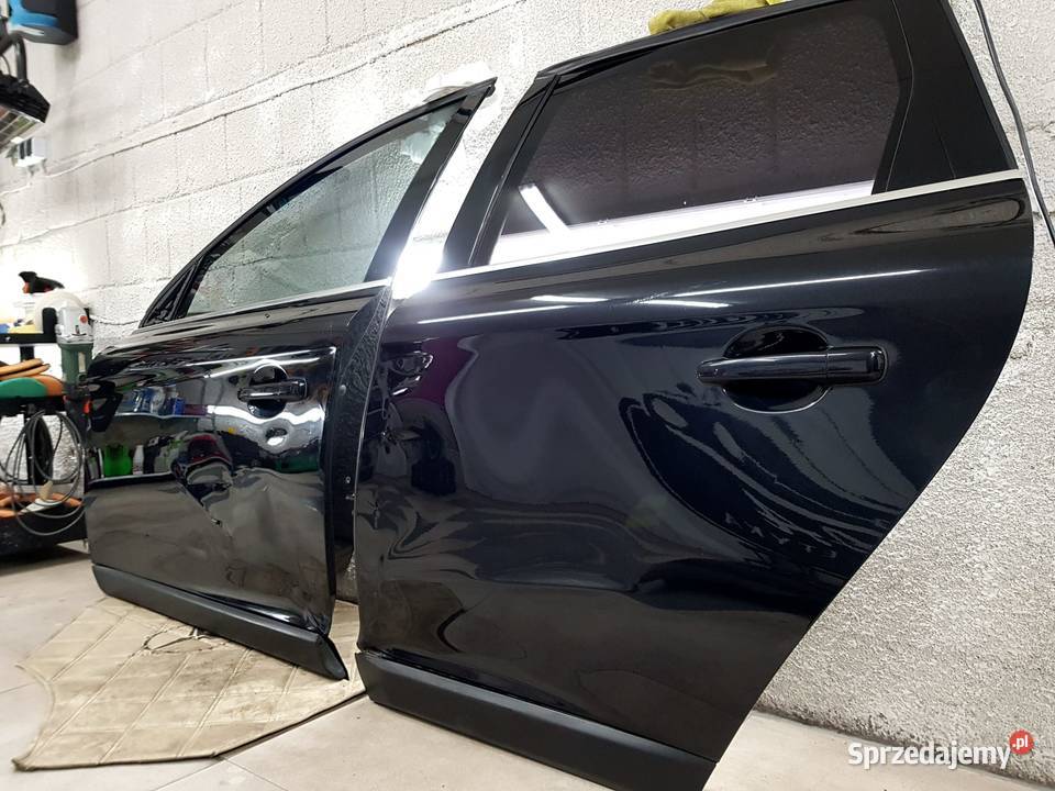 Volvo XC60 I Drzwi lewy tył kod lakieru 452 46 Lelis