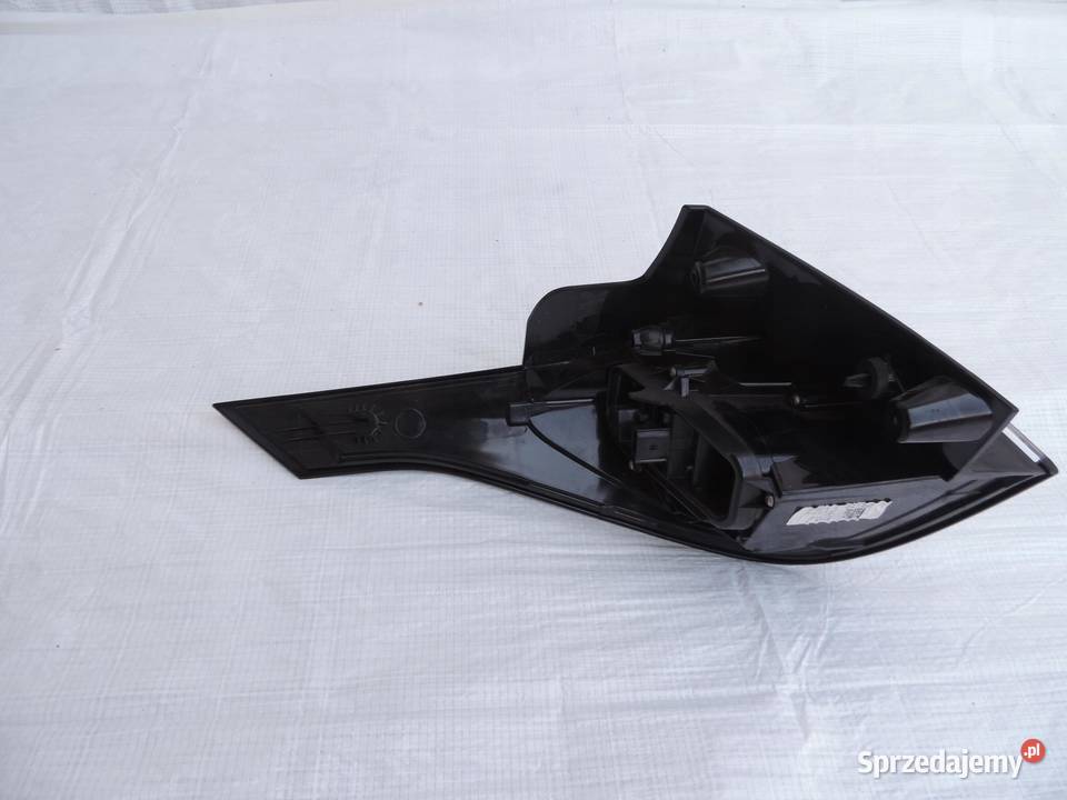 LAMPA PRAWA TYLNA OPEL CROSSLAND X LIFT 39235952 kujawsko-pomorskie