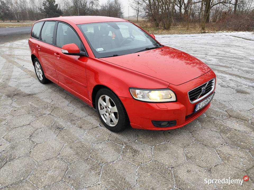 SPRZEDAM VOLVO V50 20D manualna Lubin