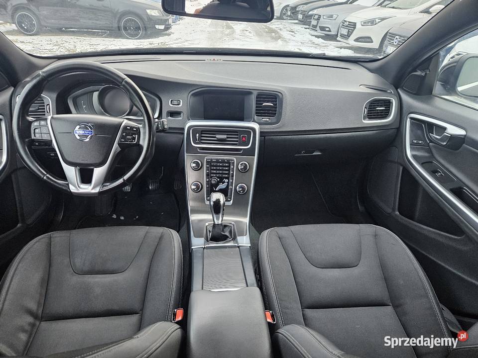 Volvo V60 20 DieselLiftBogate Wyposażenie Wrocław sprzedam