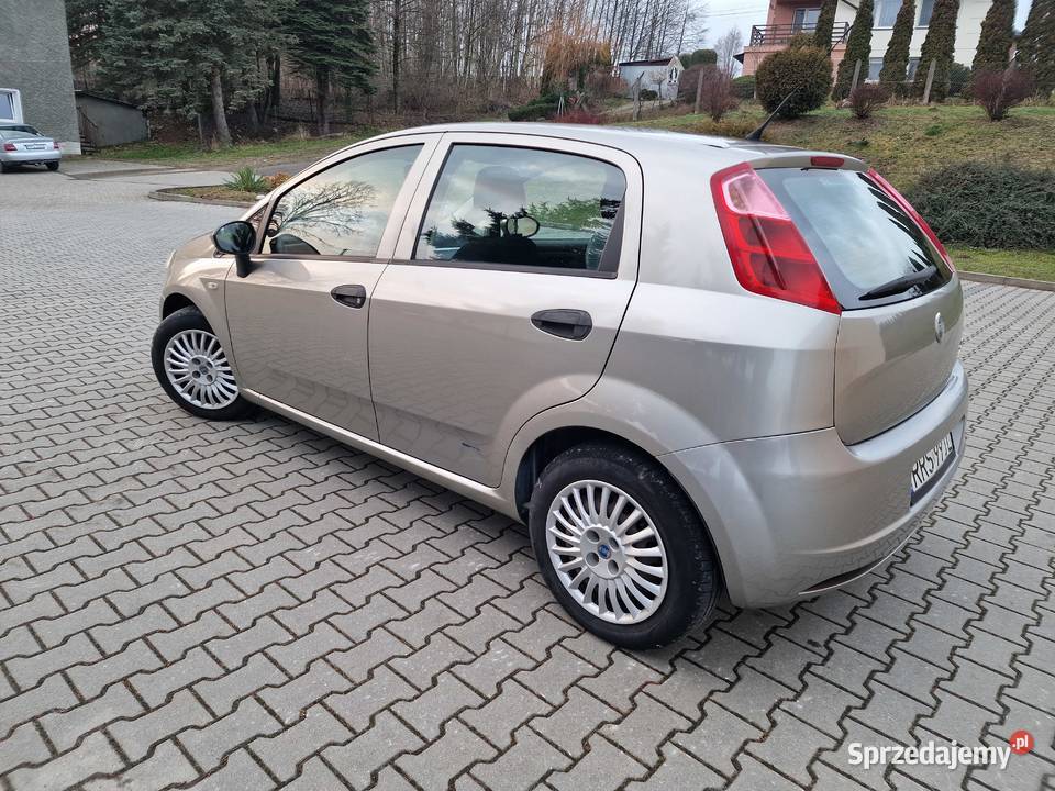 Fiat Grande Punto Benzyna 14 Salon Polska podkarpackie Sędziszów Małopolski