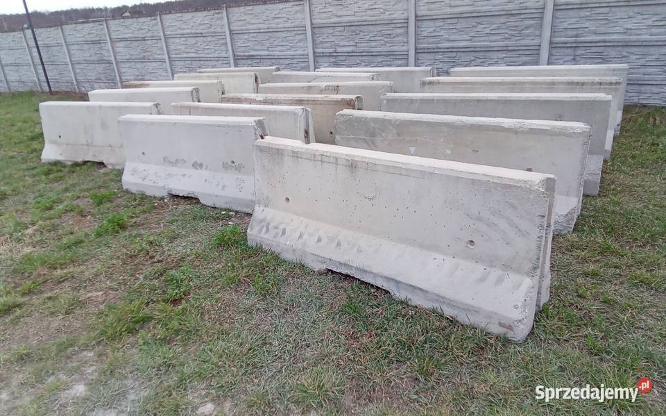 Bariera drogowa mur oporowy Wiaderno