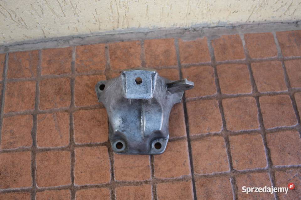 ŁAPA SILNIKA AUDI A4 B6 25 TDI 8E0199308J