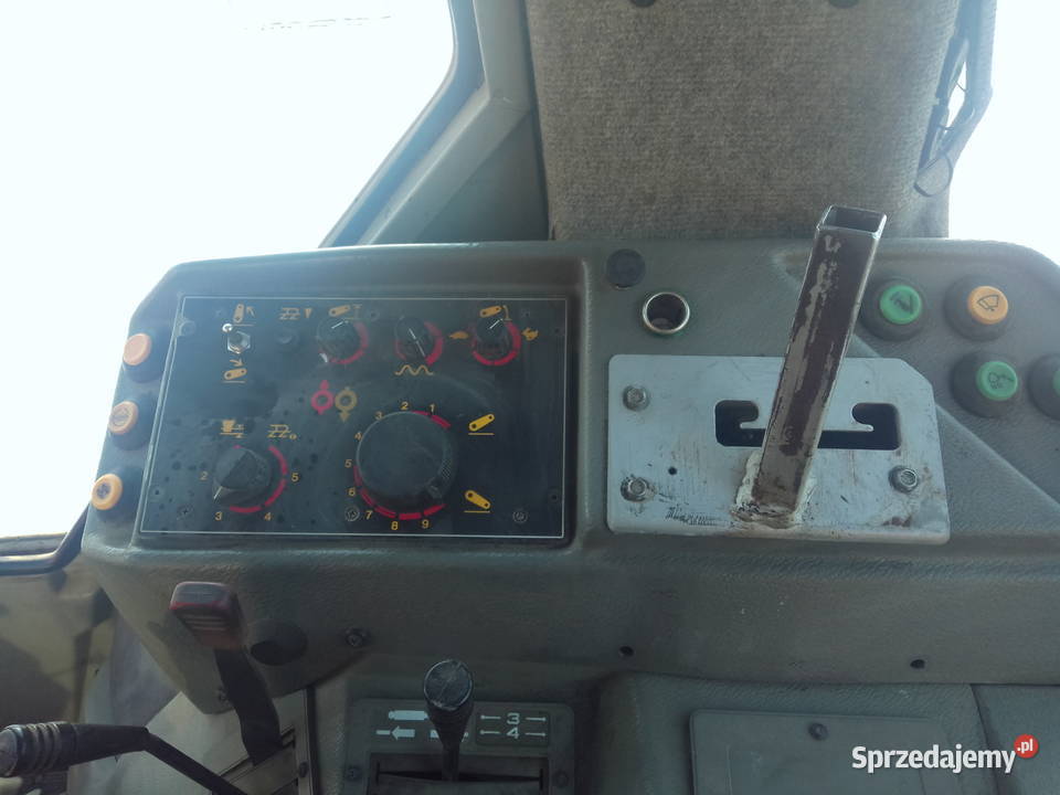 Massey Ferguson 3690 Grabów