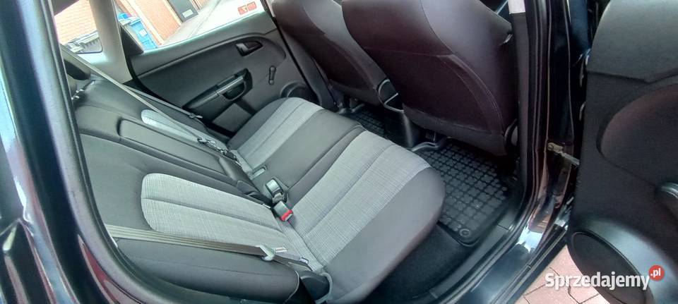 Kia Venga 2011 Uszanowana czarny Radomsko