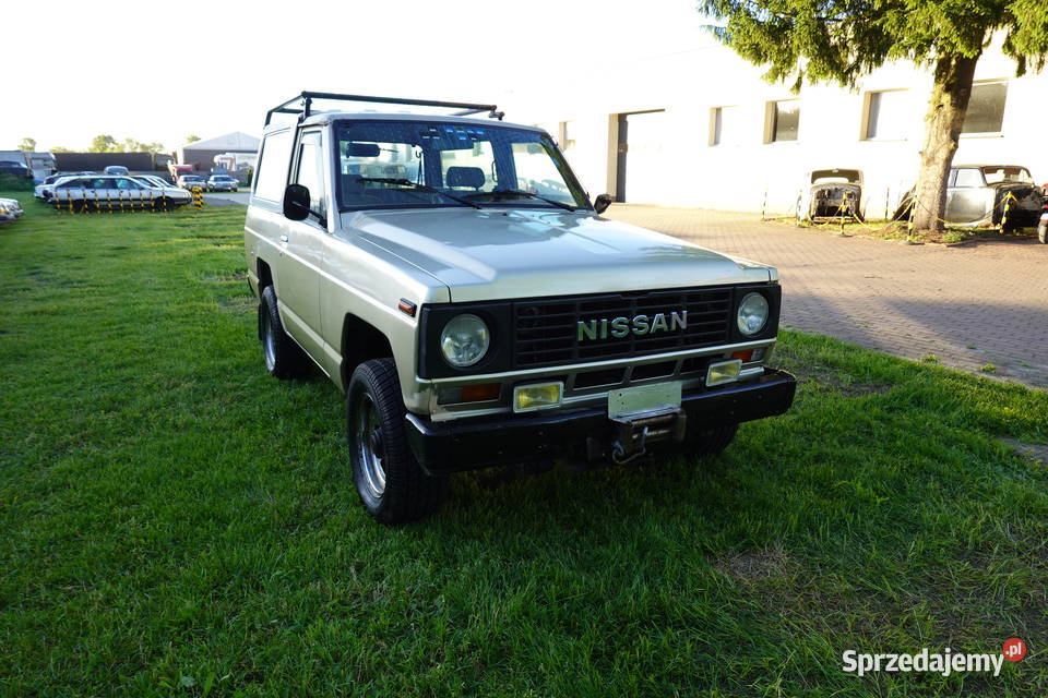 Nissan Patrol 160 4x4 28 benzyna Świetna Baza W nieuszkodzony Patrol