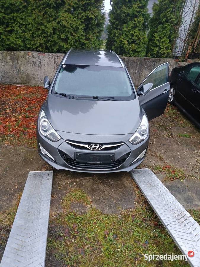 Hyundai i40 prosto z lawety