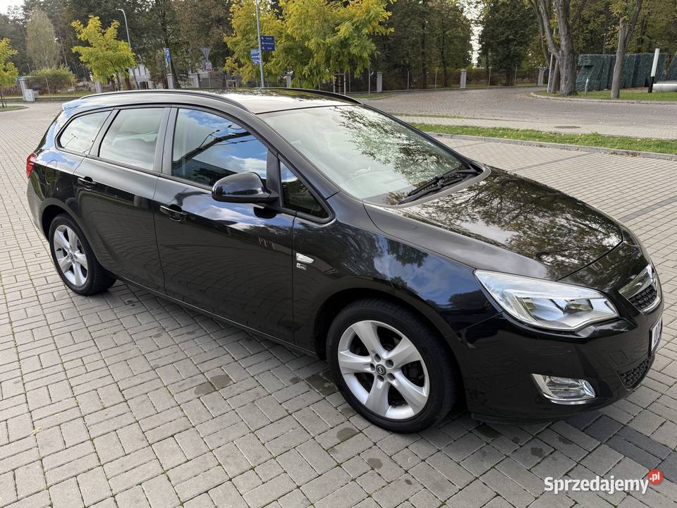 Opel Astra J 14T 150 Sports Tourerz NiemiecSuper benzyna lubelskie Łuków