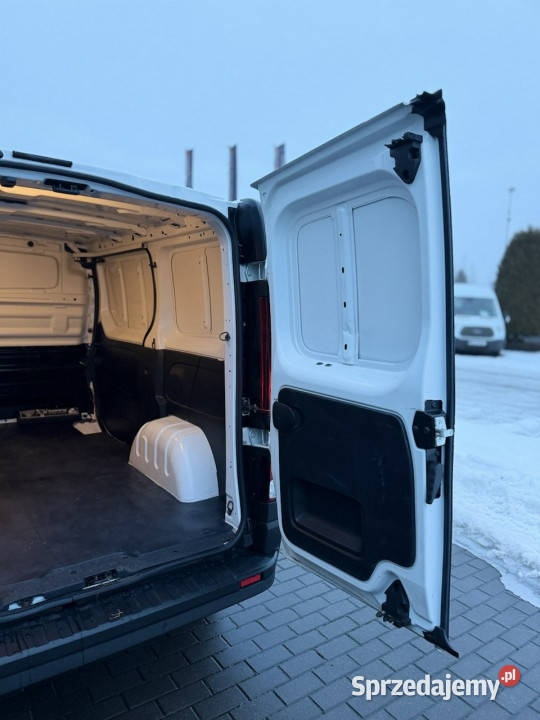 Renault Trafic 20dci 145 L1H1Bezwypadkowy wersja sprzedam