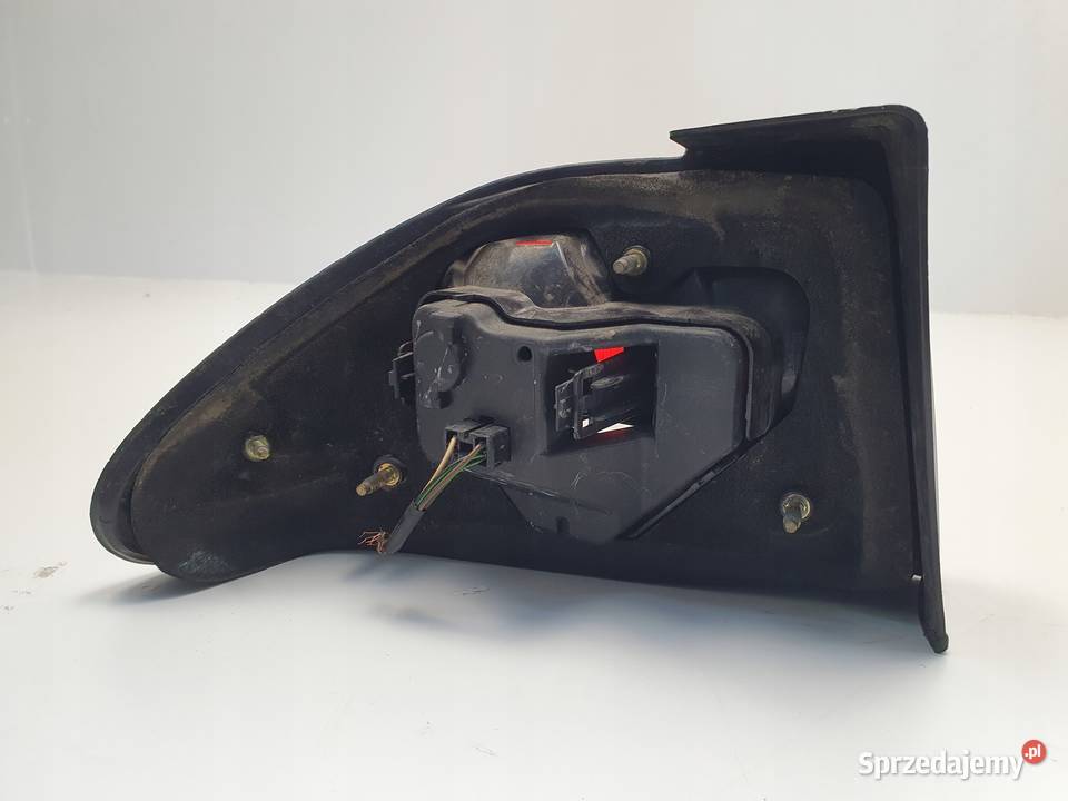 LAMPA PRAWA Saab 93 I 9802r TYLNA prawy tył lubelskie Rudka