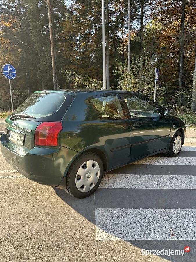 Toyota Corolla 14 VVTI Rok produkcji 2003 Zagnańsk