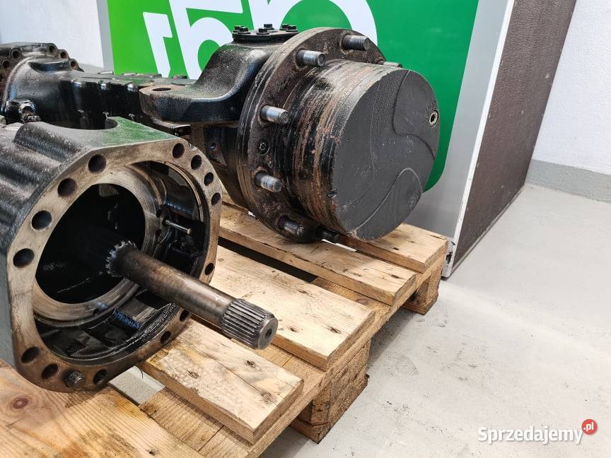 Zwolnica ze zwrotnicą Manitou MLT 2145 PRZÓD