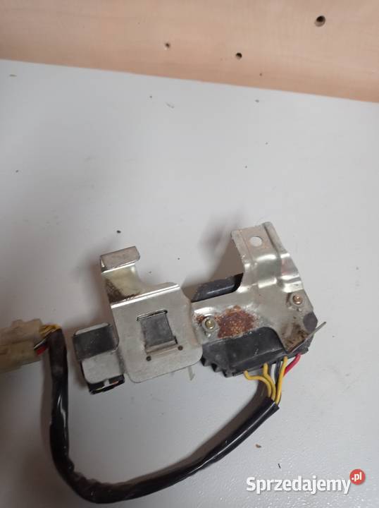 Regulator napięcia przekaźniki Suzuki GS 500 E Łubno sprzedam