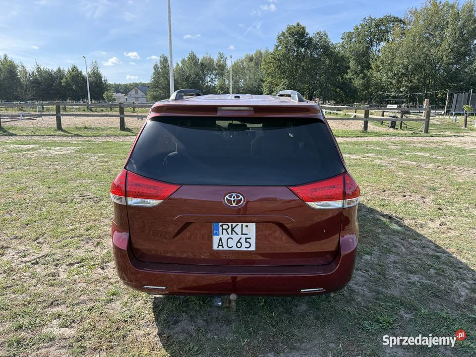 Okazja Toyota Sienna Gaz Hak 8 Osobowa 3500 3 Dzikowiec