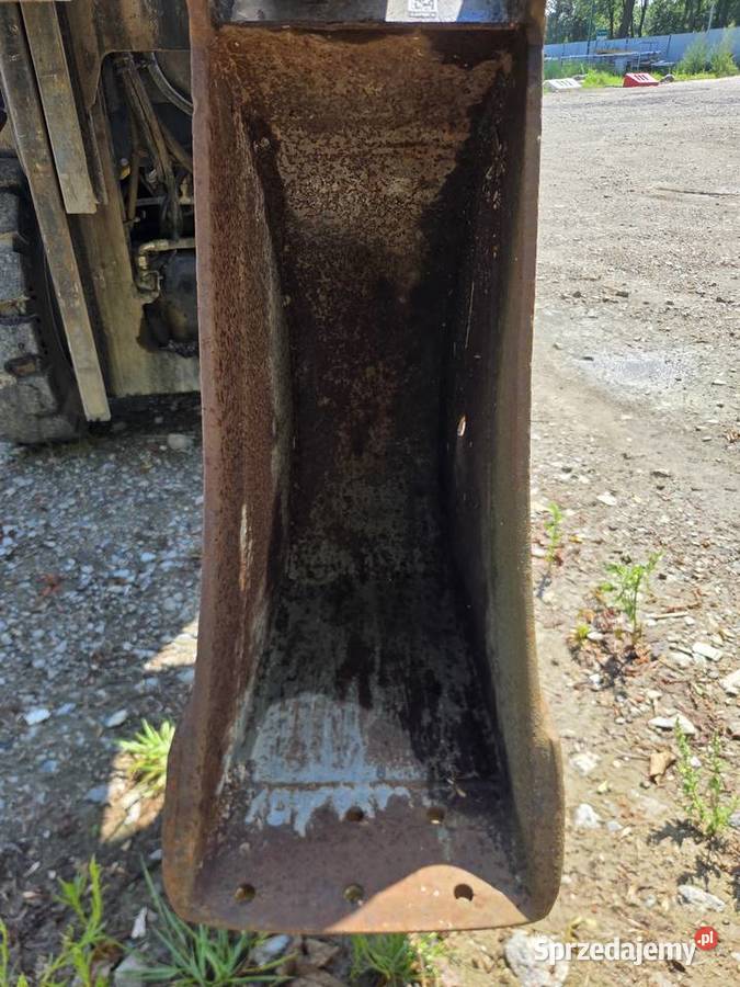Łyżka wąska 300mm do koparko ładowarki CAT 428E