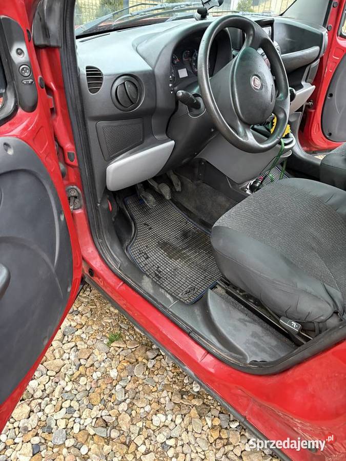 Fiat Doblo 13 MultiJet 75 2010r Częstochowa