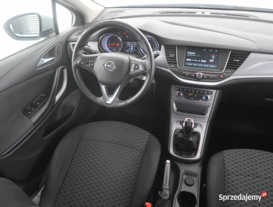 Opel Astra 14 T tempomat Bielany Wrocławskie