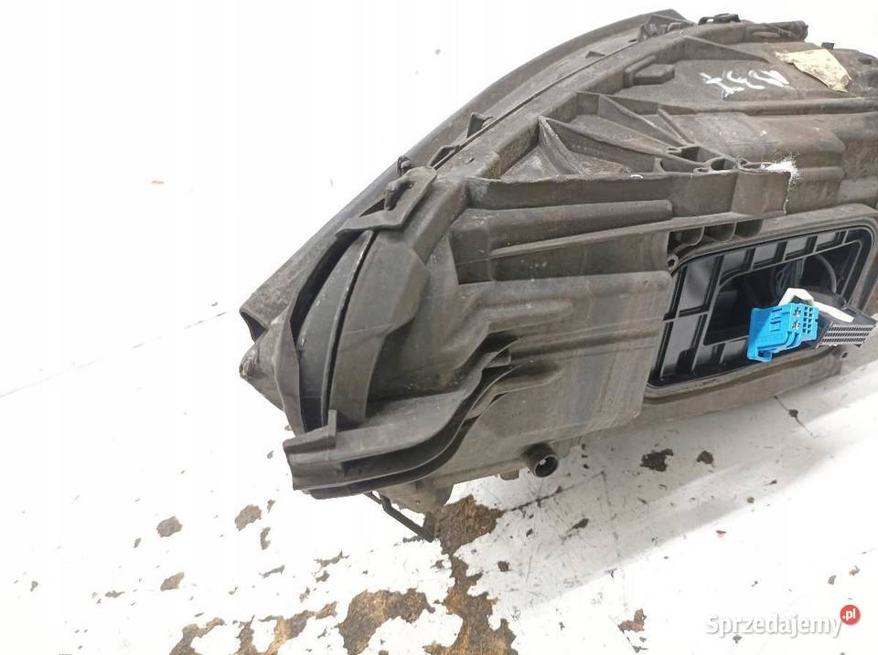 LAMPA PRZÓD PRAWA EUROPA FULL LED USZKODZONA Rok produkcji 2021 świętokrzyskie