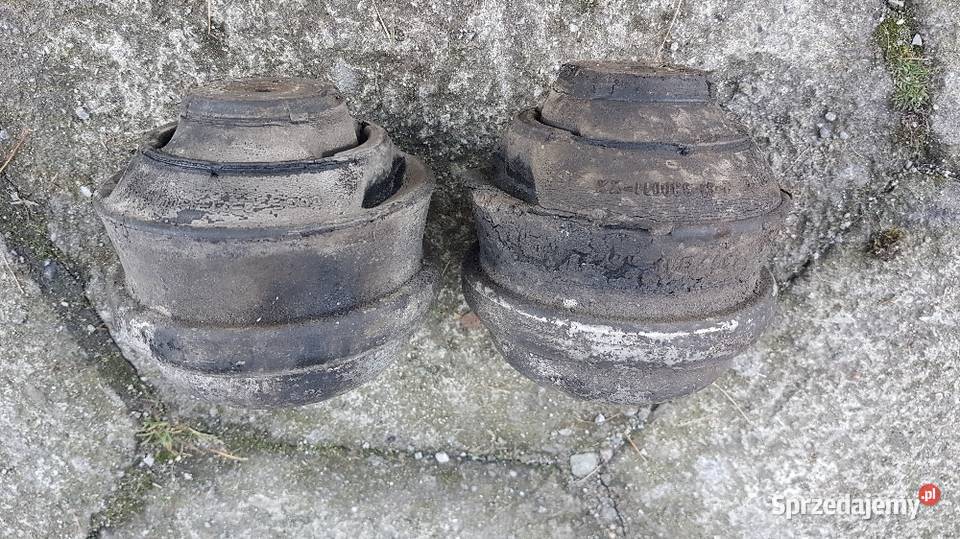 Mercedes w124 poduszki silnika boge oryginalne Rok produkcji 1989 Cieszyn