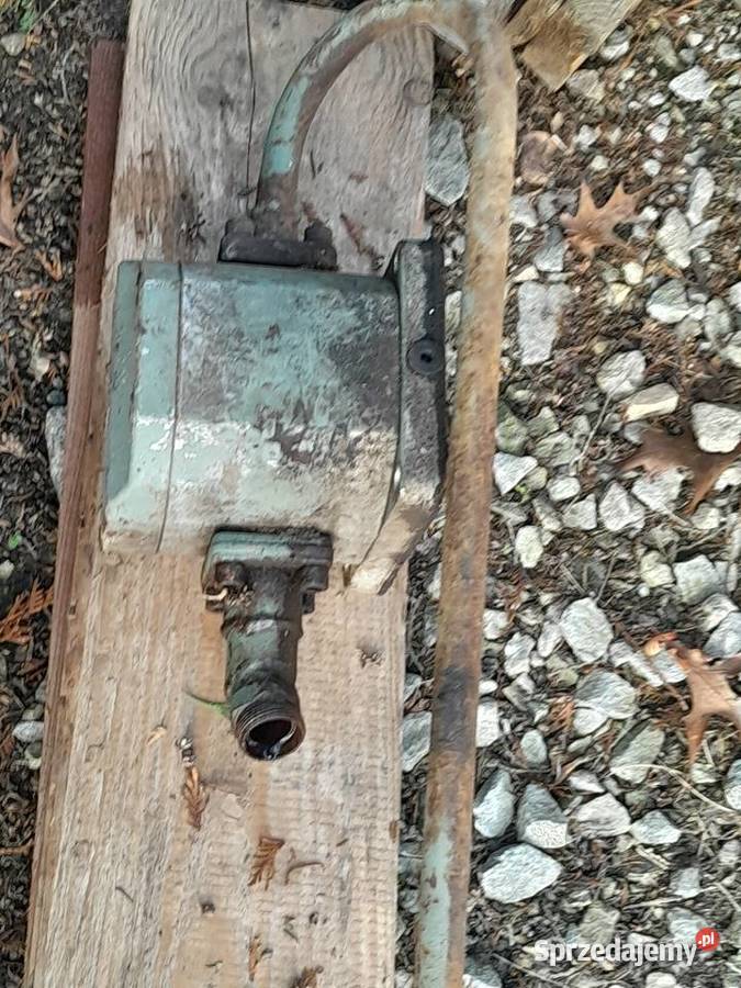 Pompy do rozsiewacza nawozu Fortschritt D038 Sadogóra