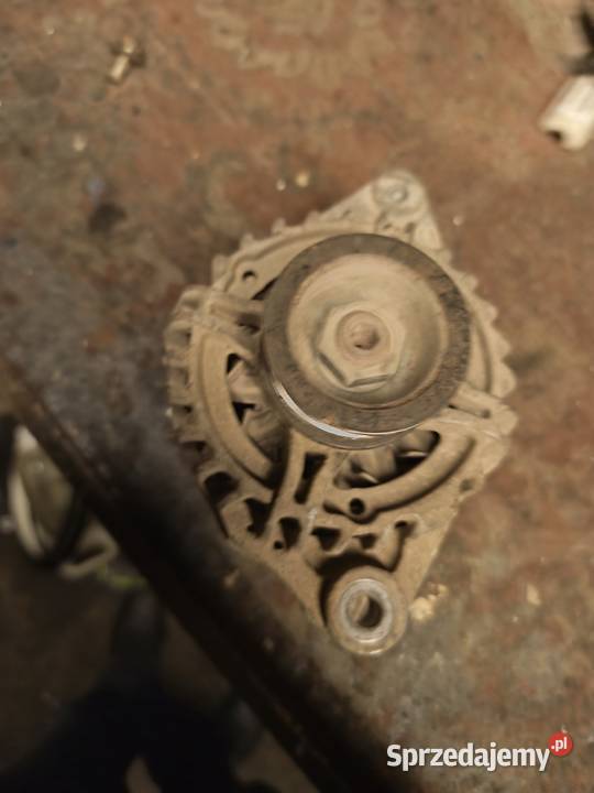 Toyota Yaris 1 10 13 alternator sprawny Kraśnik