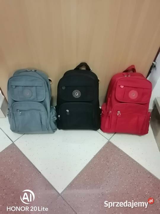 Plecaki turystyczne podróżne szkolne Nowe Skarżysko-Kamienna sprzedam