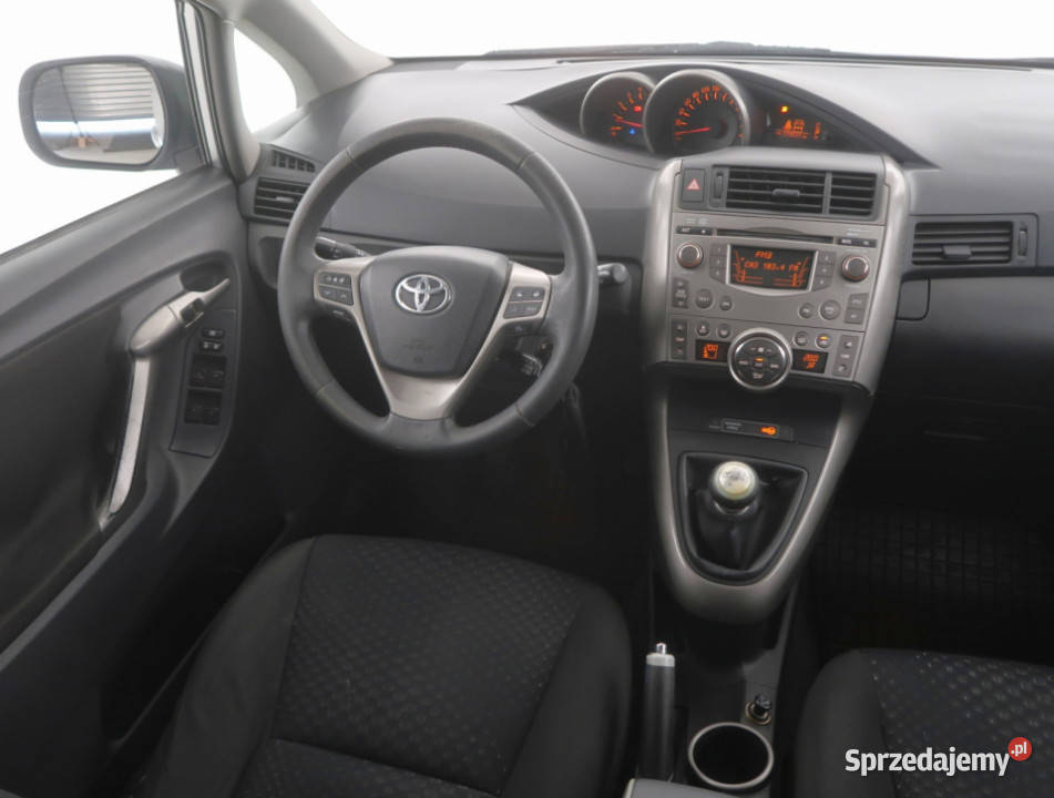 Toyota Verso 20 D4D Verso Bielany Wrocławskie
