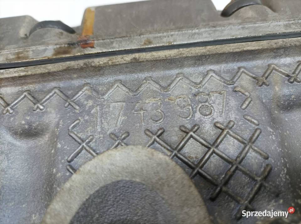 GŁOWICA KOMPLETNA 1743987 19 8V Bmw Seria 3 IV osobowe świętokrzyskie