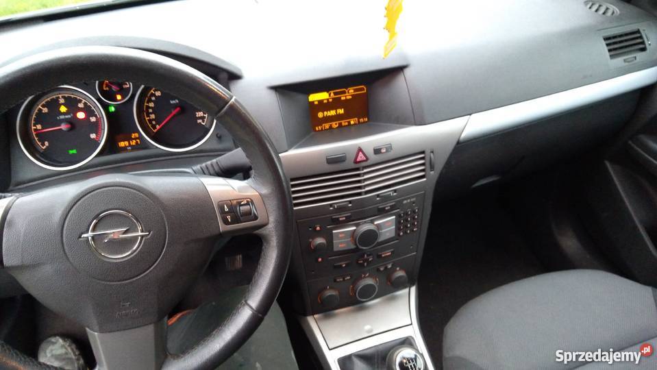 Opel Astra 19cdti 120 hak Astra Strzelce Opolskie