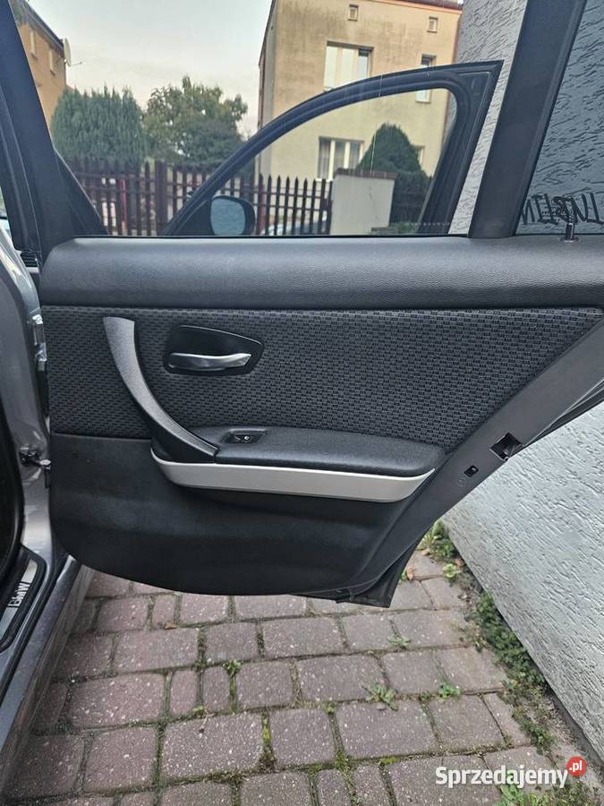 Wnętrze BMW e90 LCI półskóry Lublin