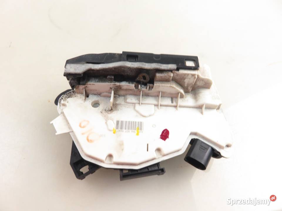 ZAMEK PRAWY PRZEDNI SKODA SUPERB II 5N1837016C