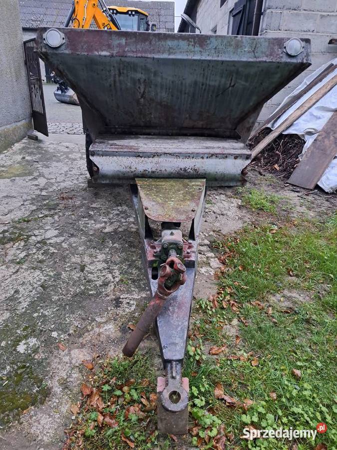 Rozsiewacz wapna RCW 3 Krzymów sprzedam