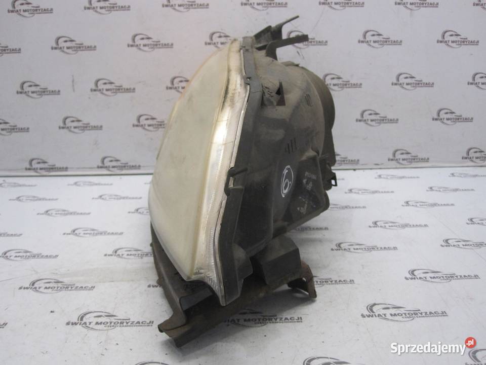 CIVIC VII 03r lampa prawa przód P0882R ANGLIK