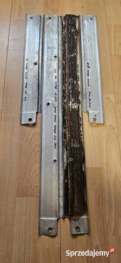 KompletOryginalne aluminiowe listwy progowe Fiat Listwy i nakładki