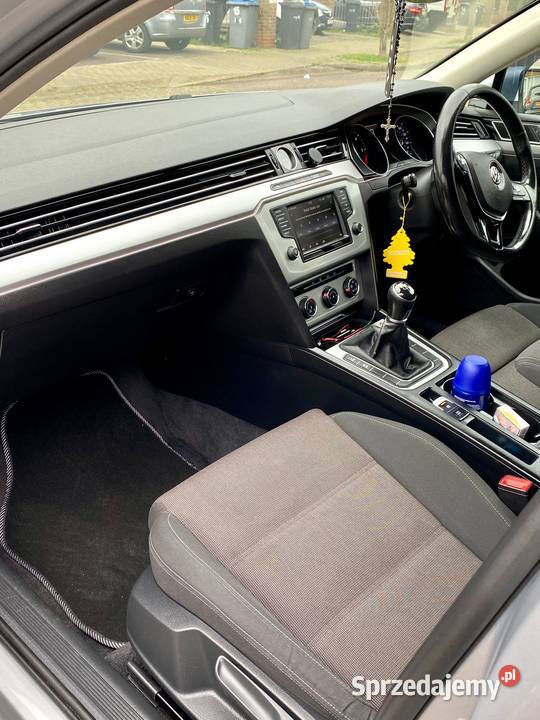 Anglik Sprzedam Zamienie Passat B8 20 Tdi elektryczne szyby