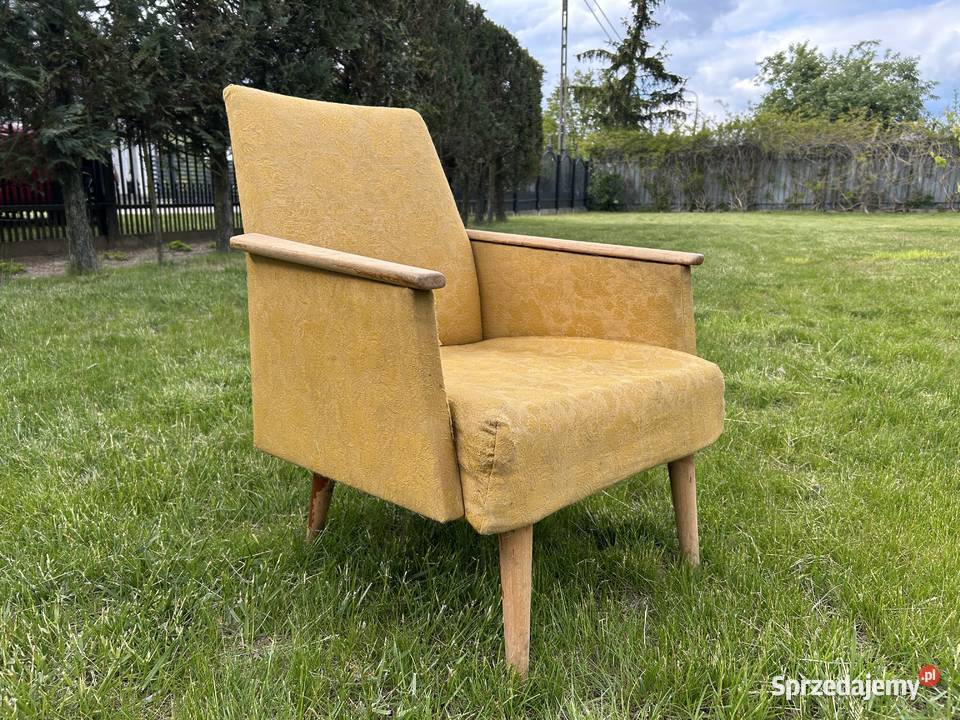 Fotel żółty PRL vintage retro Milanówek