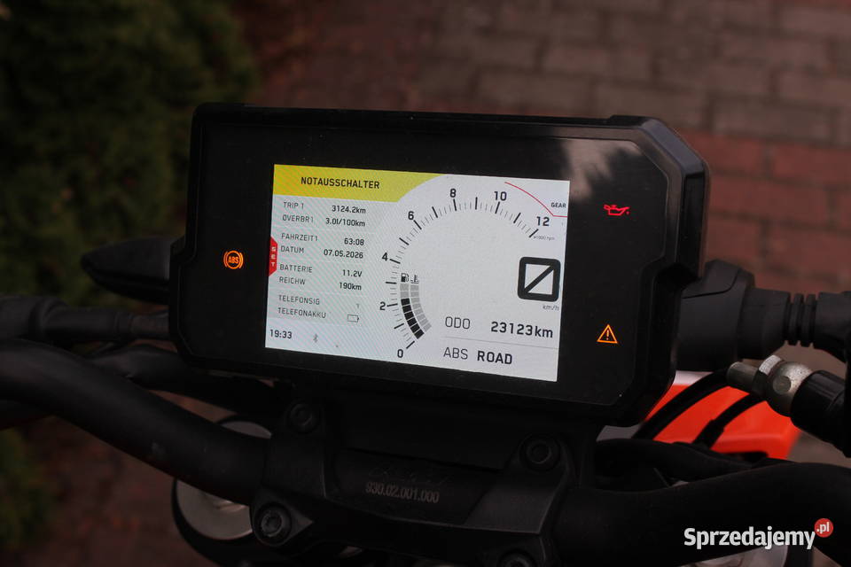 KTM DUKE 125 2019 zarejestrowany można wracać na