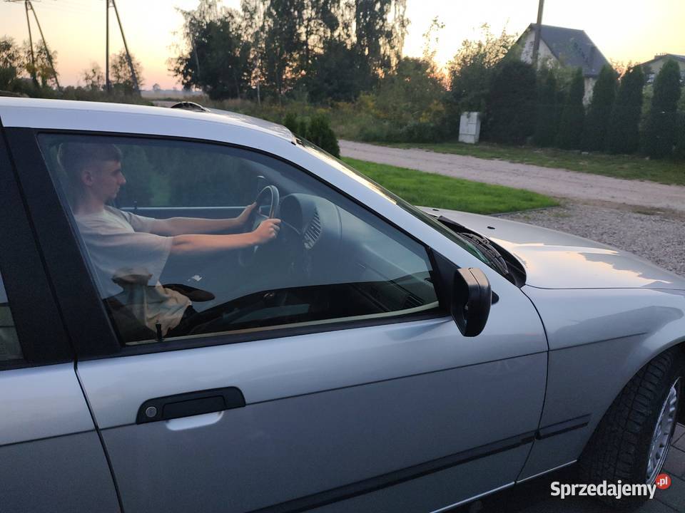 BMW E36 318i Zabytkowe tablice 118 okazja Samochody osobowe zachodniopomorskie Warszkowo