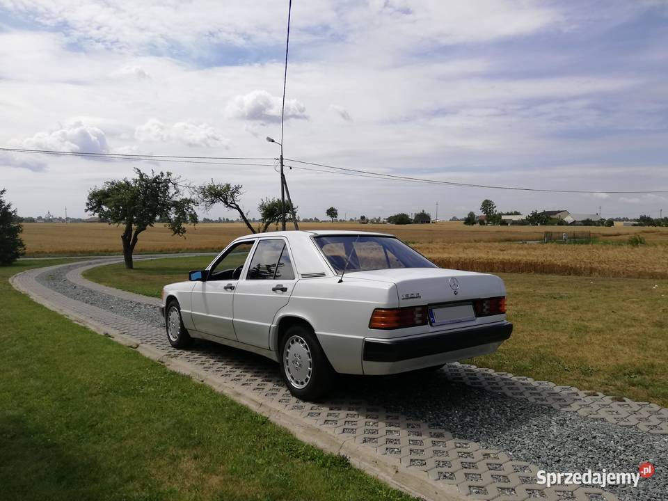 MercedesBenz W201 W201  Samochody osobowe Byczyna