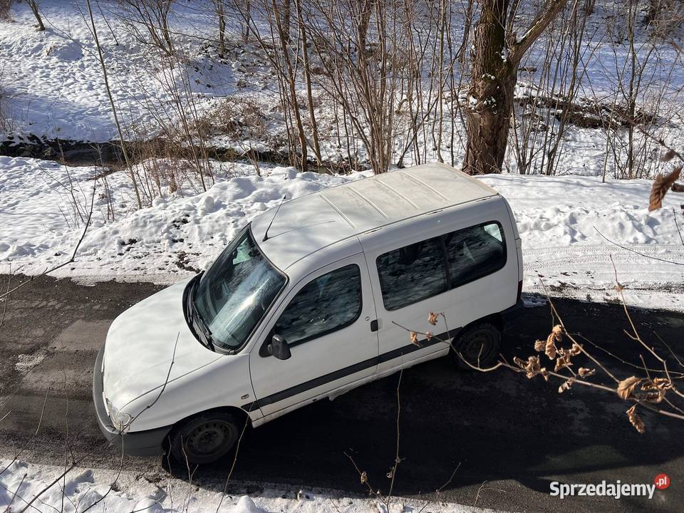 Peugeot Partner2001r 19 D SCT6 os przewóz 1868cm3 Chrzanów