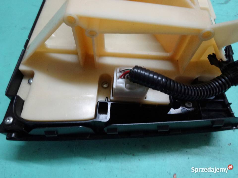 LEXUS IS II 06r panel klimatyzacji radia 758950