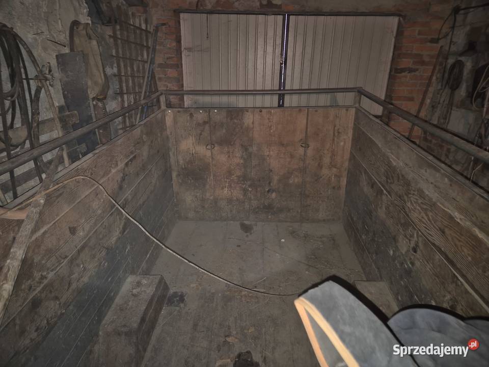 Dwu kółka do przewozu zwierząt sprzedam