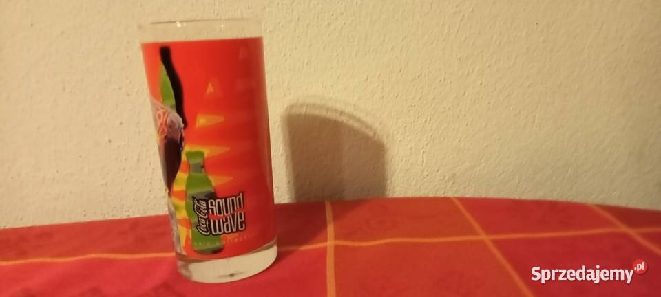 Szklanka coca cola music blond dziewczyna mazowieckie Warszawa