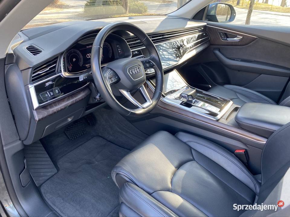 Audi Q8 Faktura VAT 23